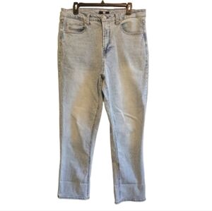 Frye Women’s Size 12 / 31 Light‎ Wash High Rise  Straight Barrel-Inspired...